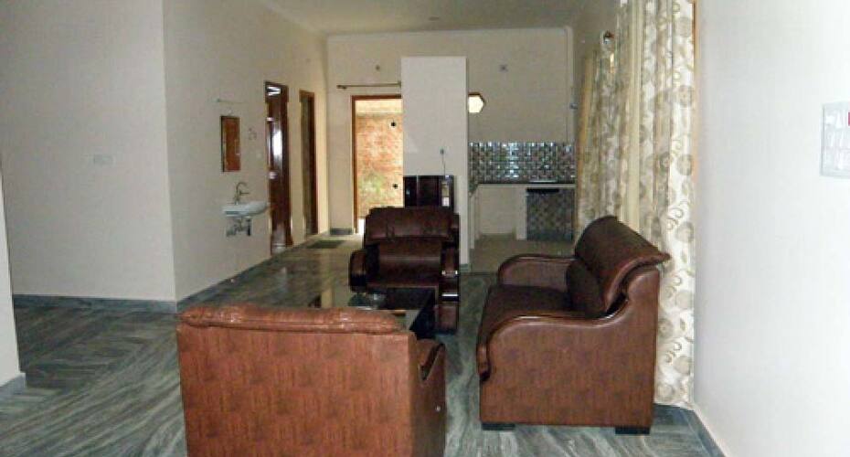 Raj Rajeshwari Resort, Almora 5